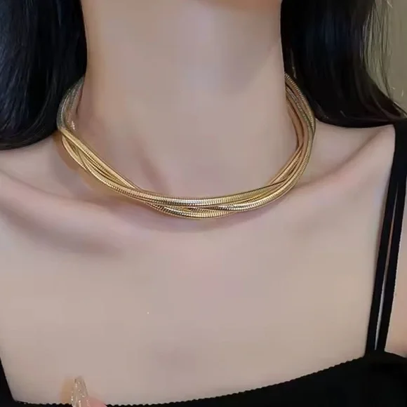 Modern Vintage Gold Twisted Chain Necklace - Picture 1 of 4